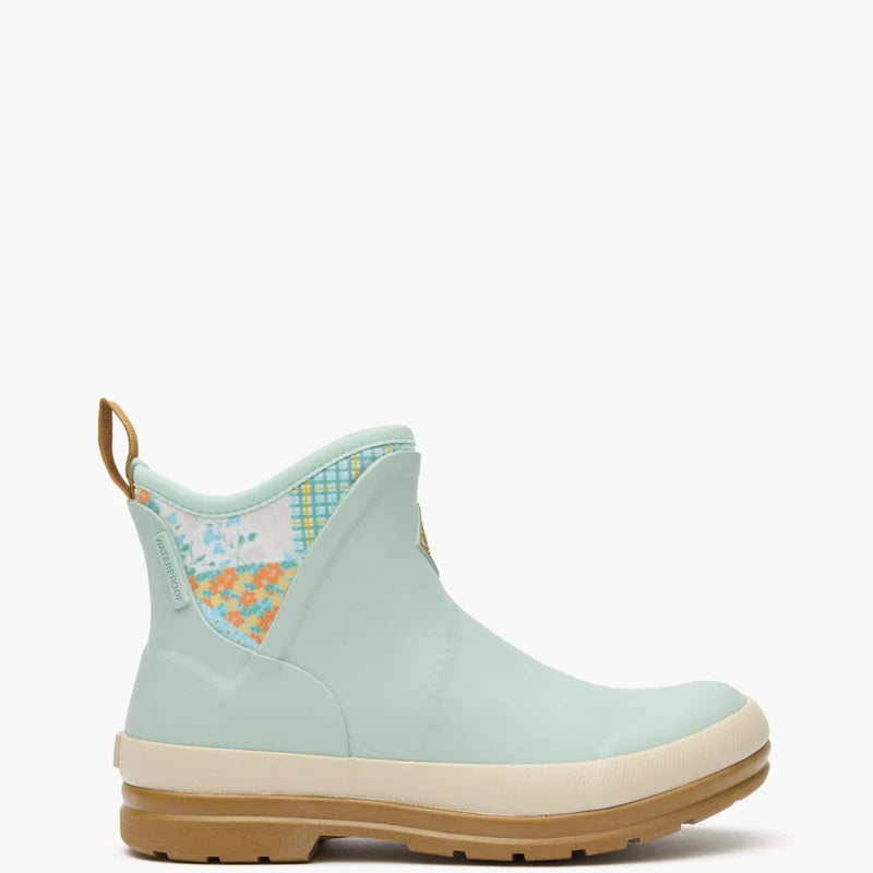 Muck Boots Women’s Liberty Slip-On 6” Boots