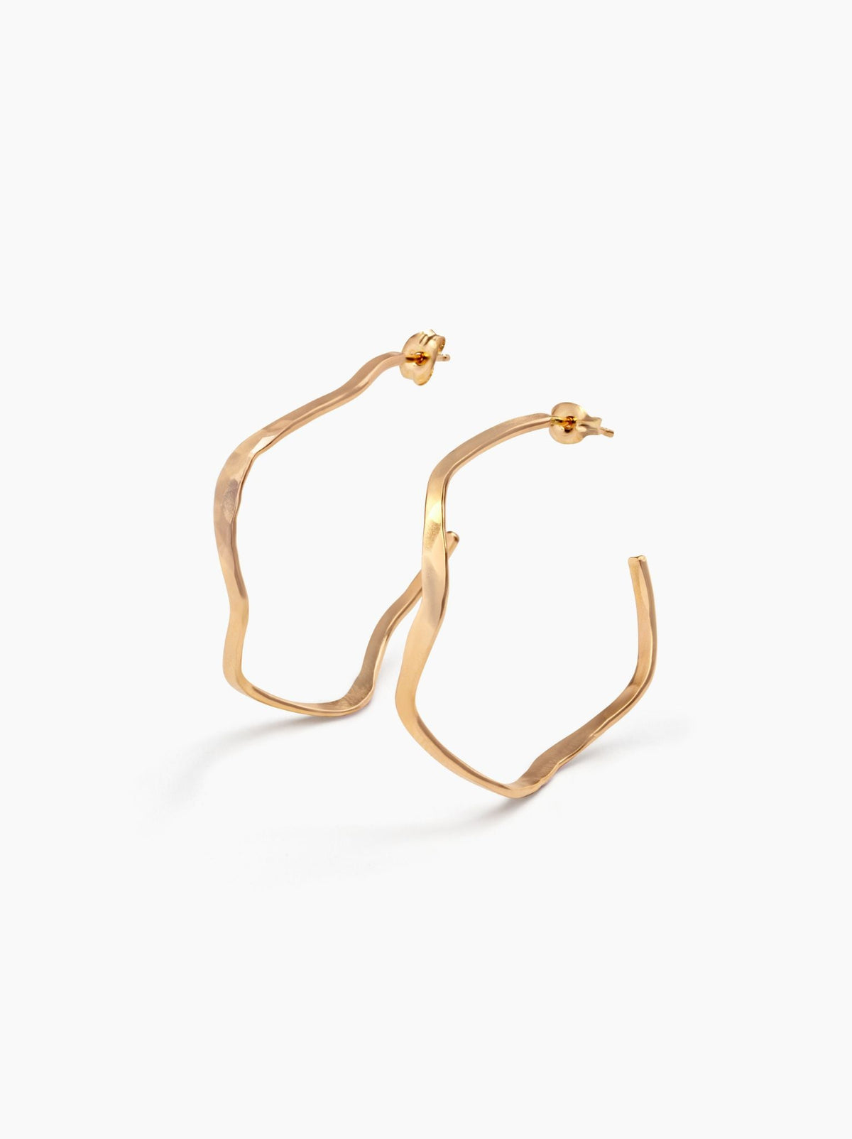 Olivia Wavy Hoops