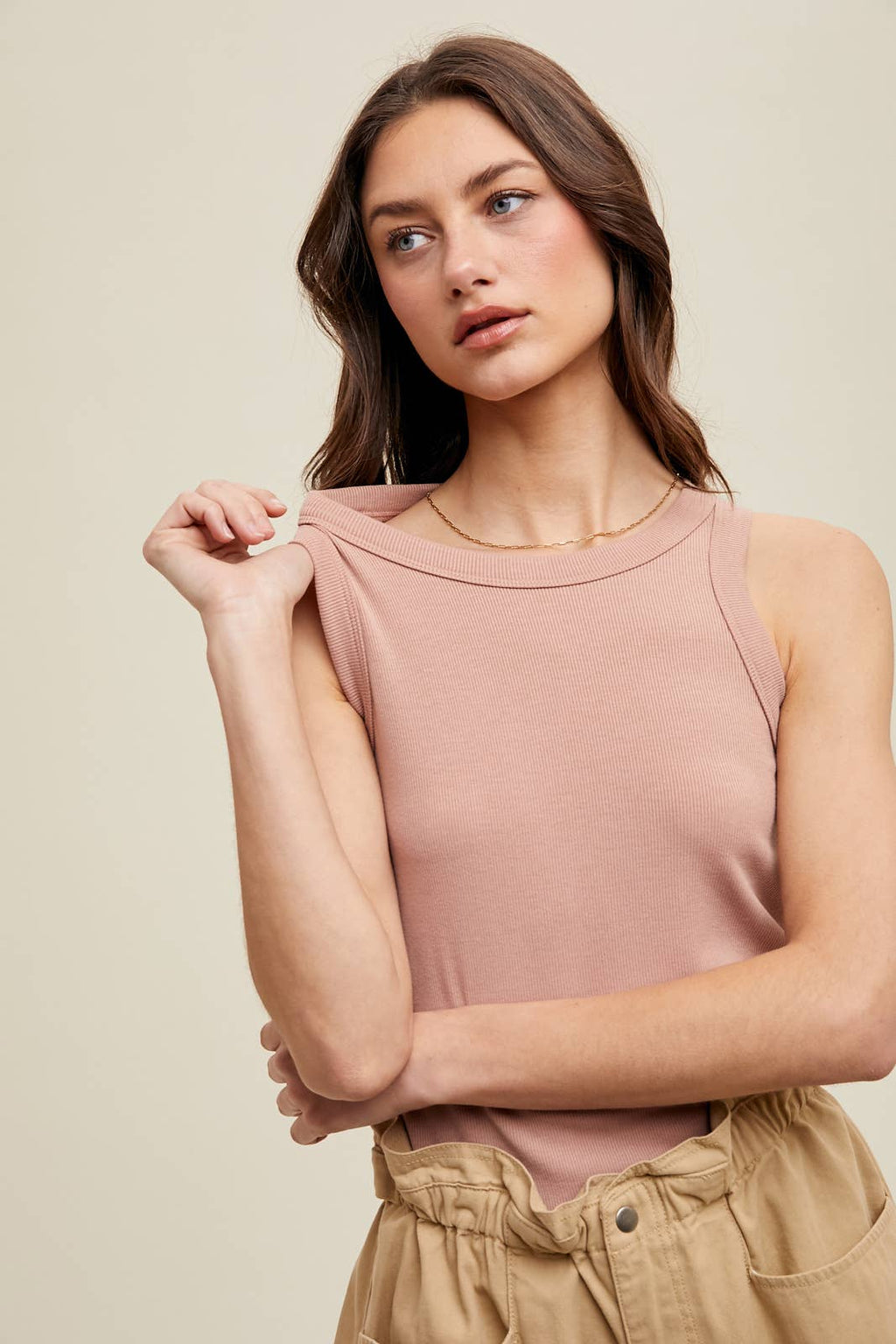 Pink sleeveless tank top on model