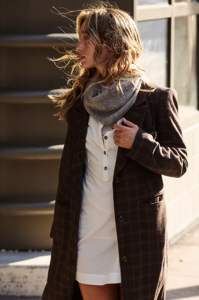 ESSENTIAL TRIANGLE SCARF FREE PEOPLE