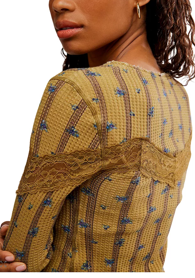 LETS PARTY CARDI TOP- BEEHIVE