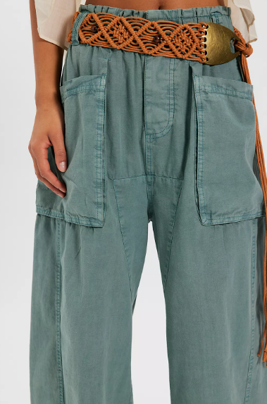 COSTA STRAIGHT HAREM