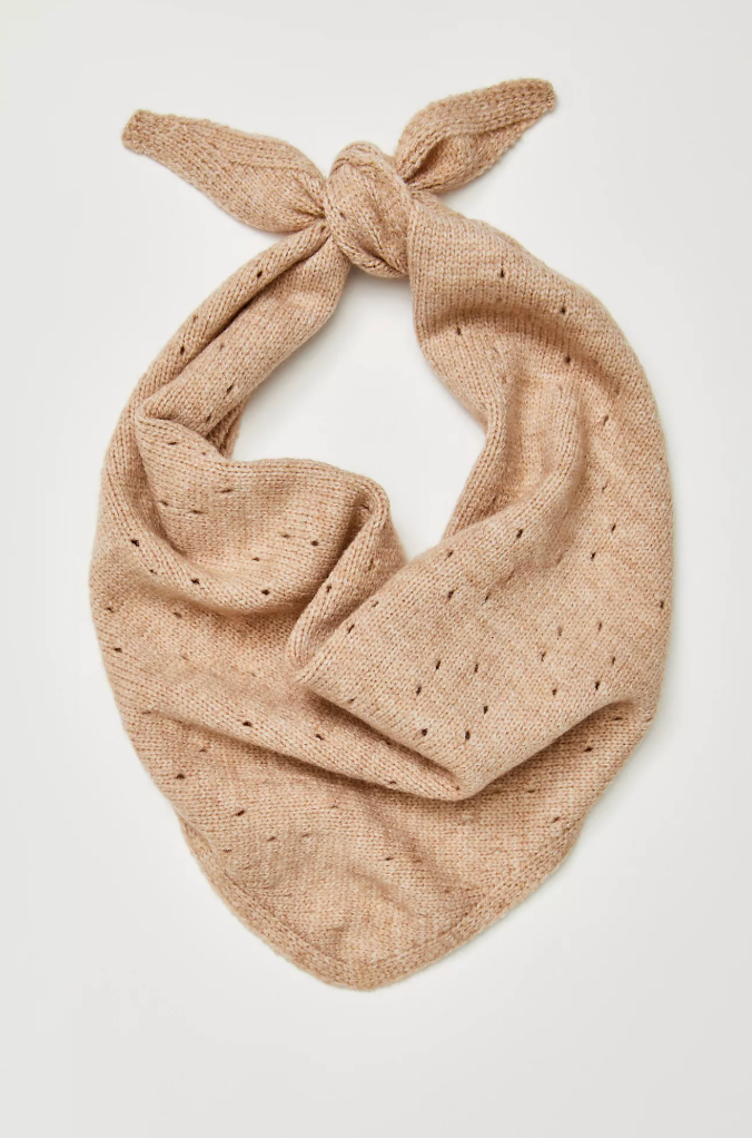 ESSENTIAL TRIANGLE SCARF FREE PEOPLE