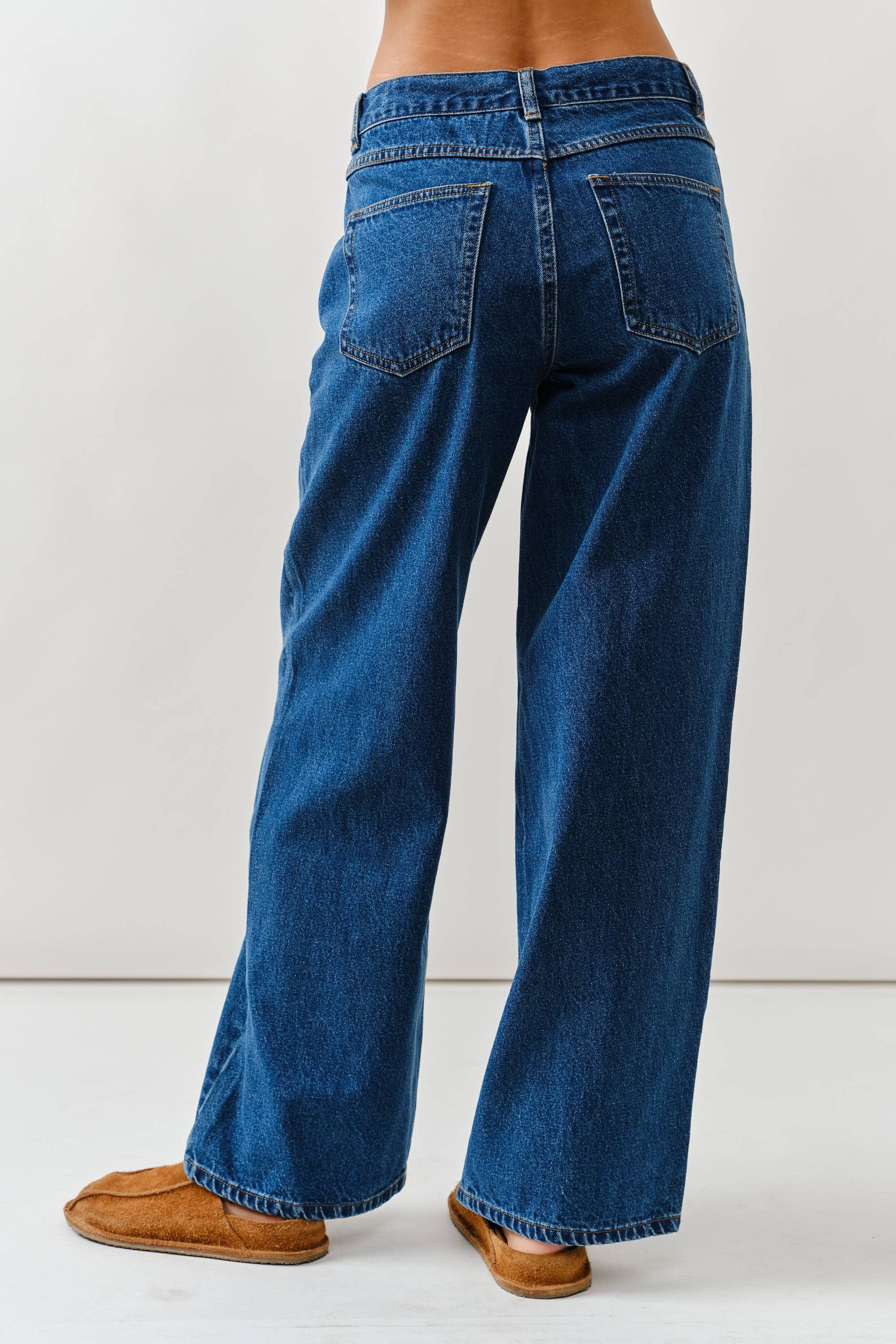 DRAWSTRING WAIST BOTTOM FLY STRAIGHT JEANS