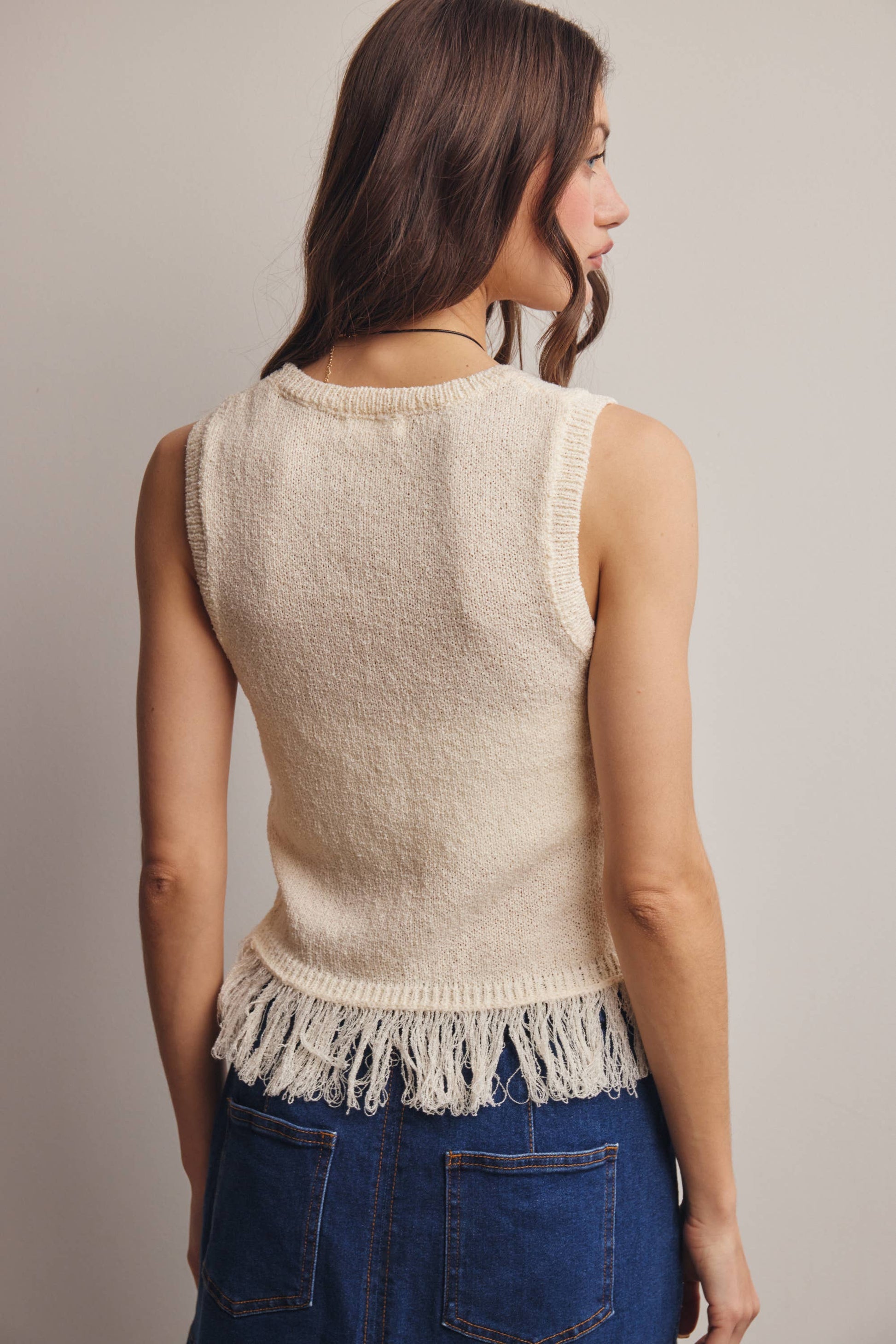 Fringe Hem Sleeveless Knit Top