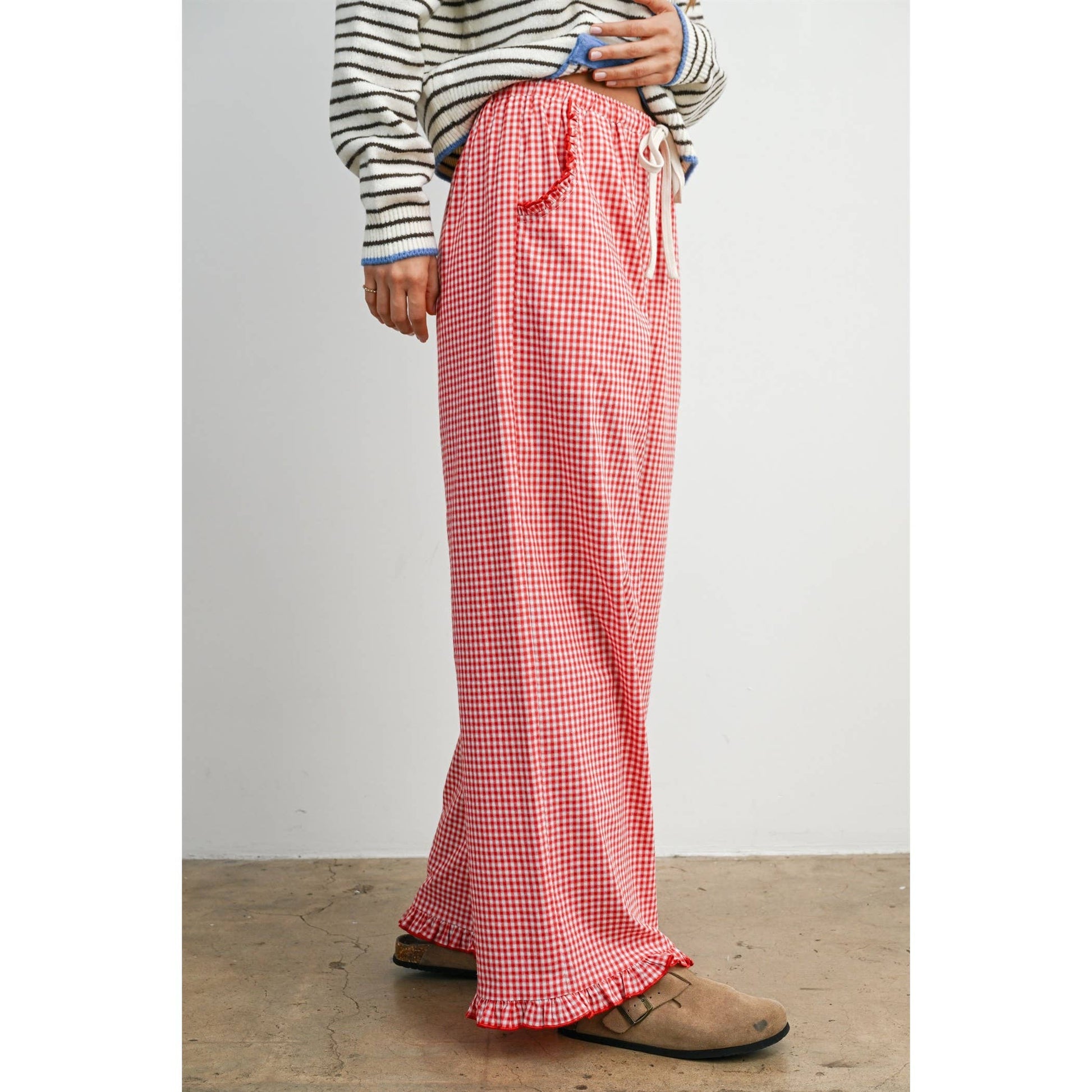 Gingham Ruffle Hem Cropped Pants