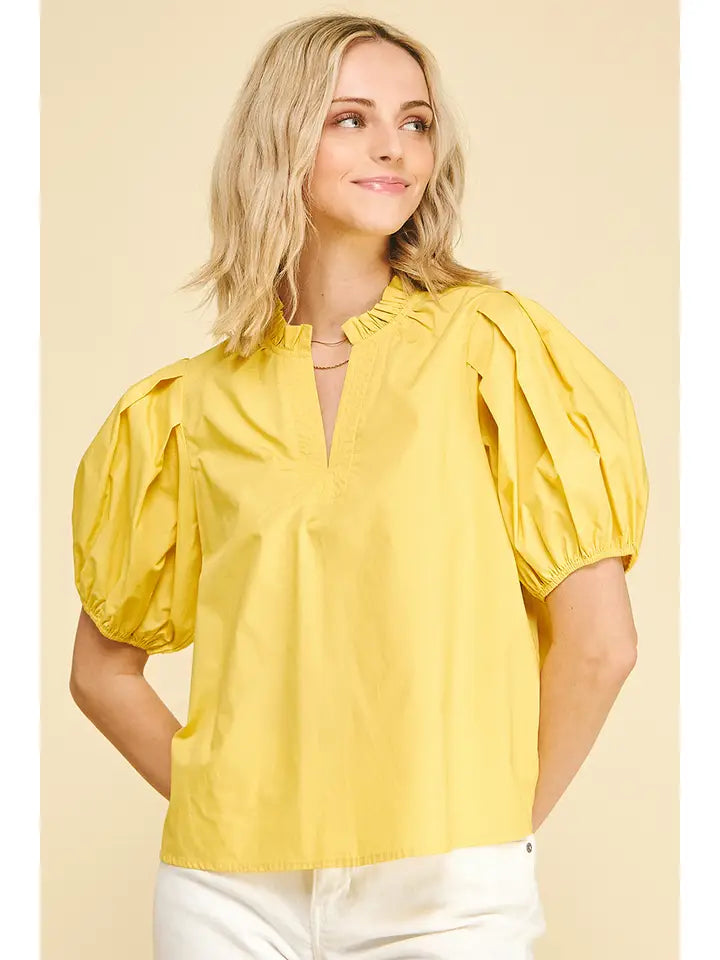 Short Sleeve V-Neck Woven Top - 4663T