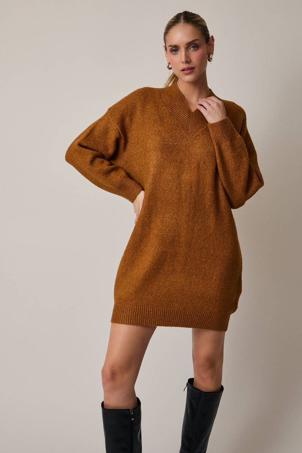 V-NECK LONG SLEEVE TUNIC SWEATER DRESS