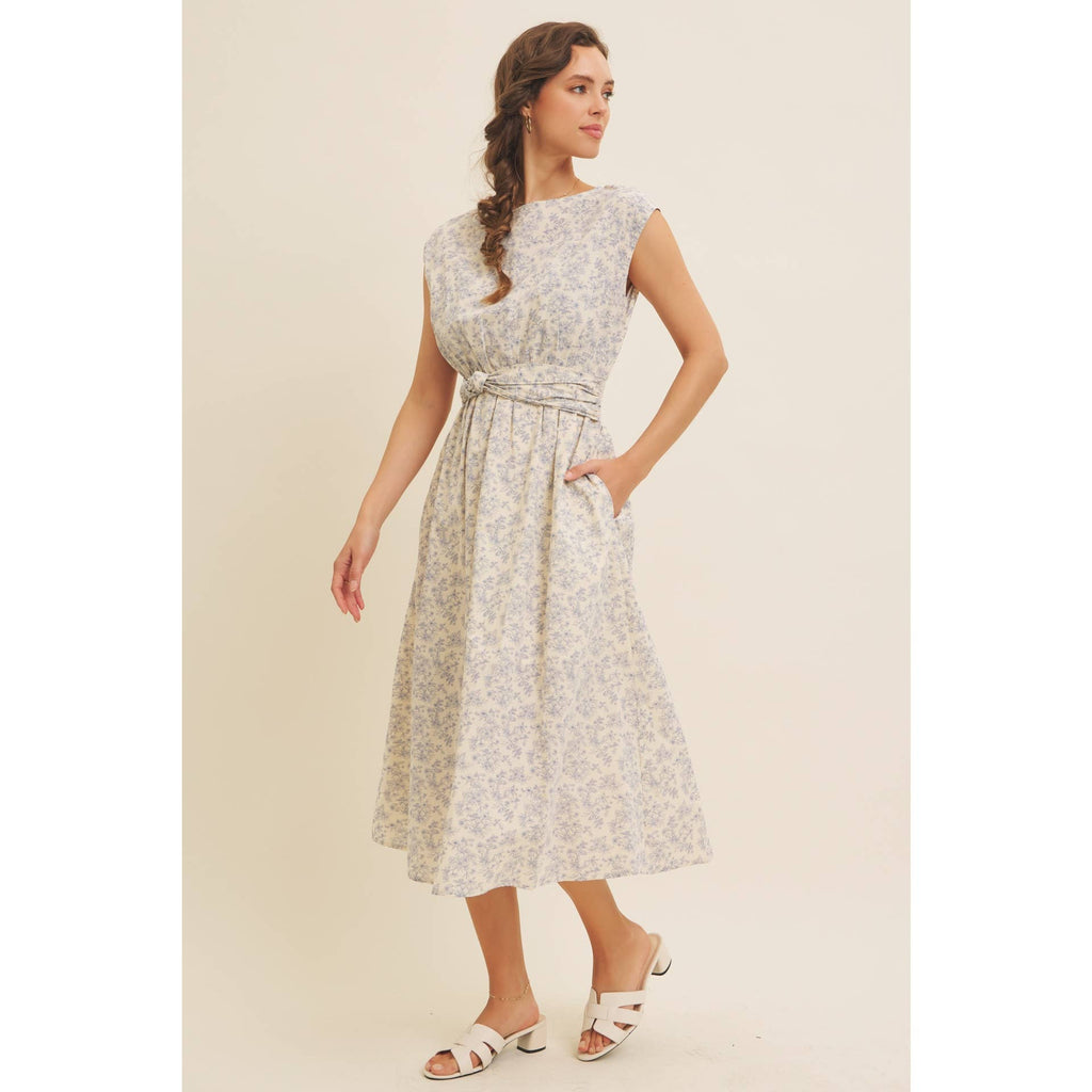 BOAT NECK PLEATED SLEEVELESS FLORAL MIDI DRESS