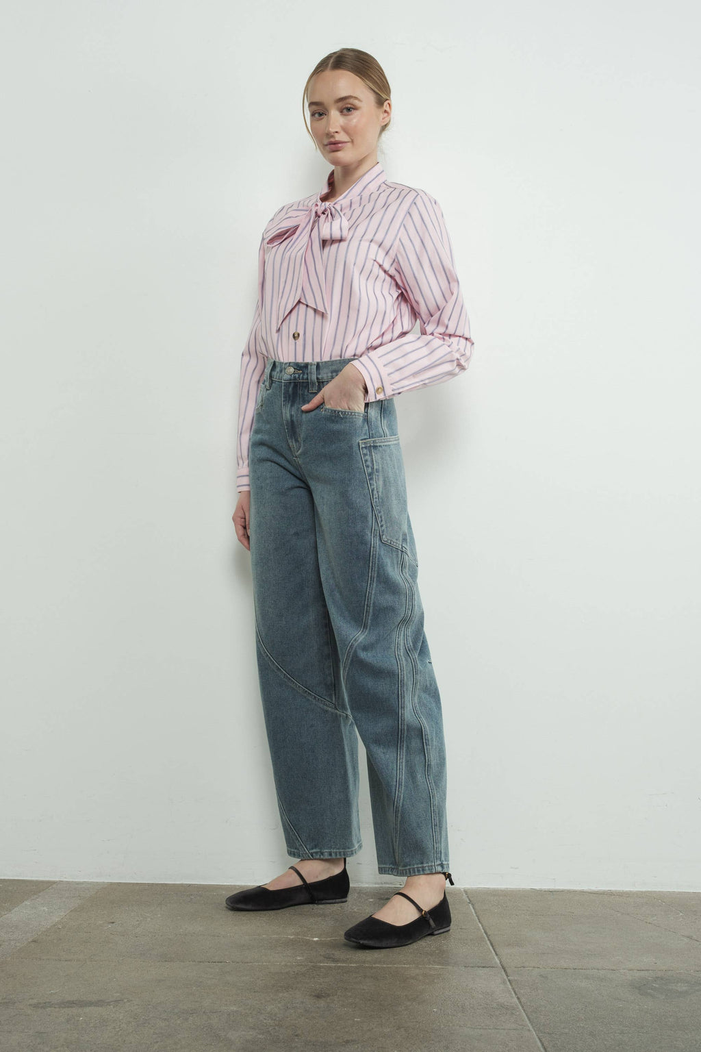 STRIPED BOW TIE SHIRT - BEIGE