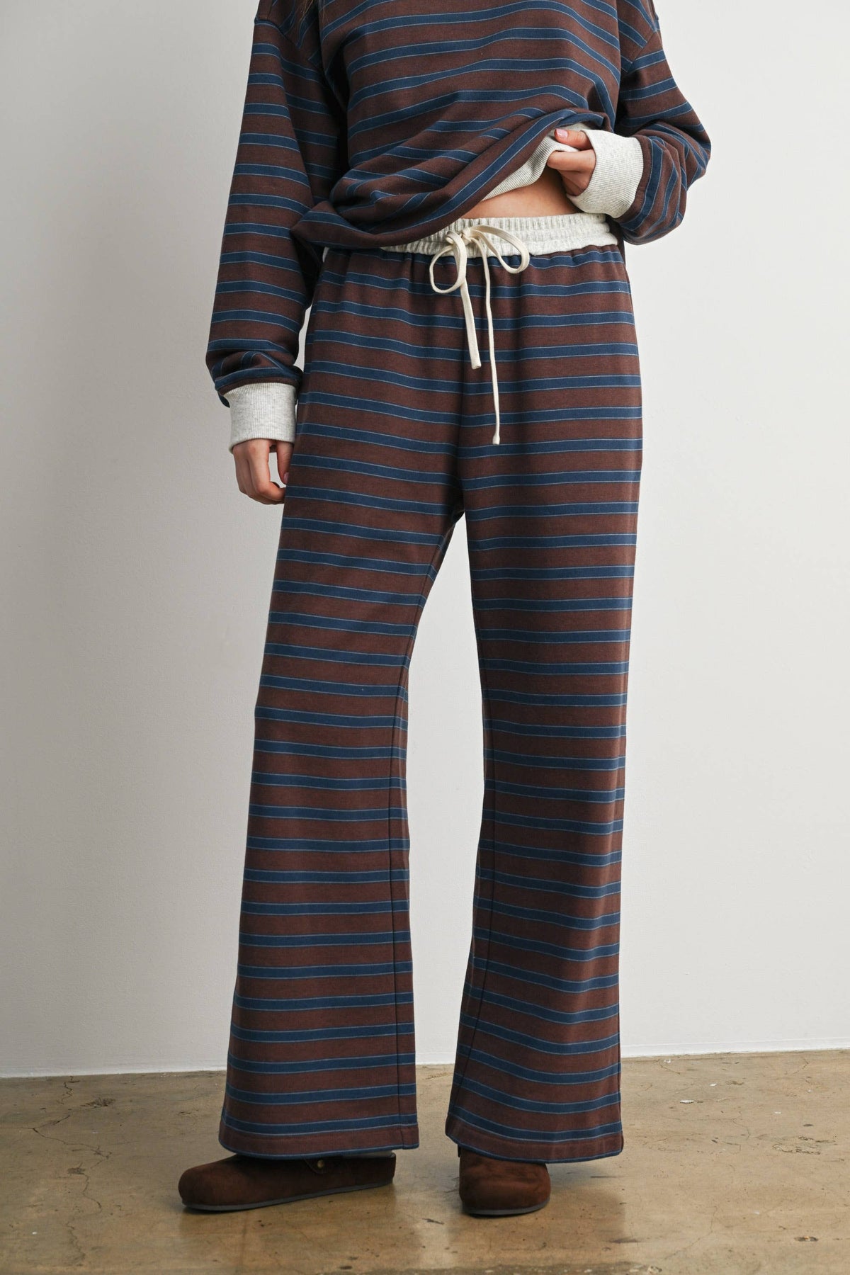 Stripe Wide Leg Knit Pants