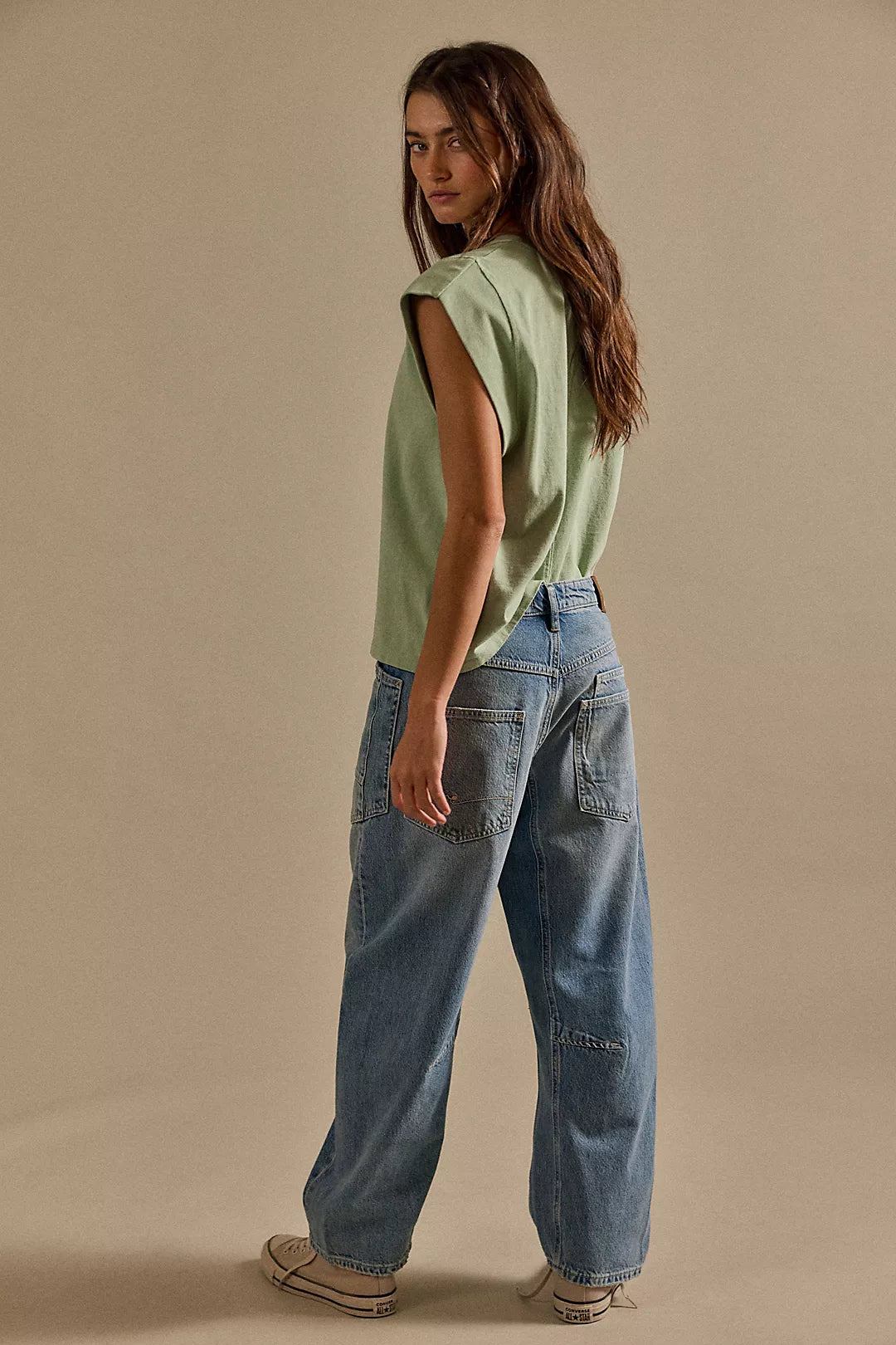 Minimalist Moxie Barrel Jeans