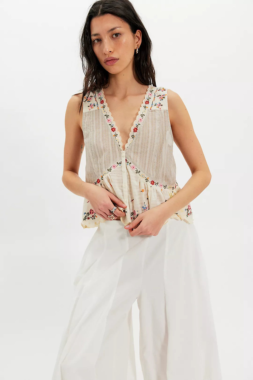 Ellis Floral Emroidered Blouse