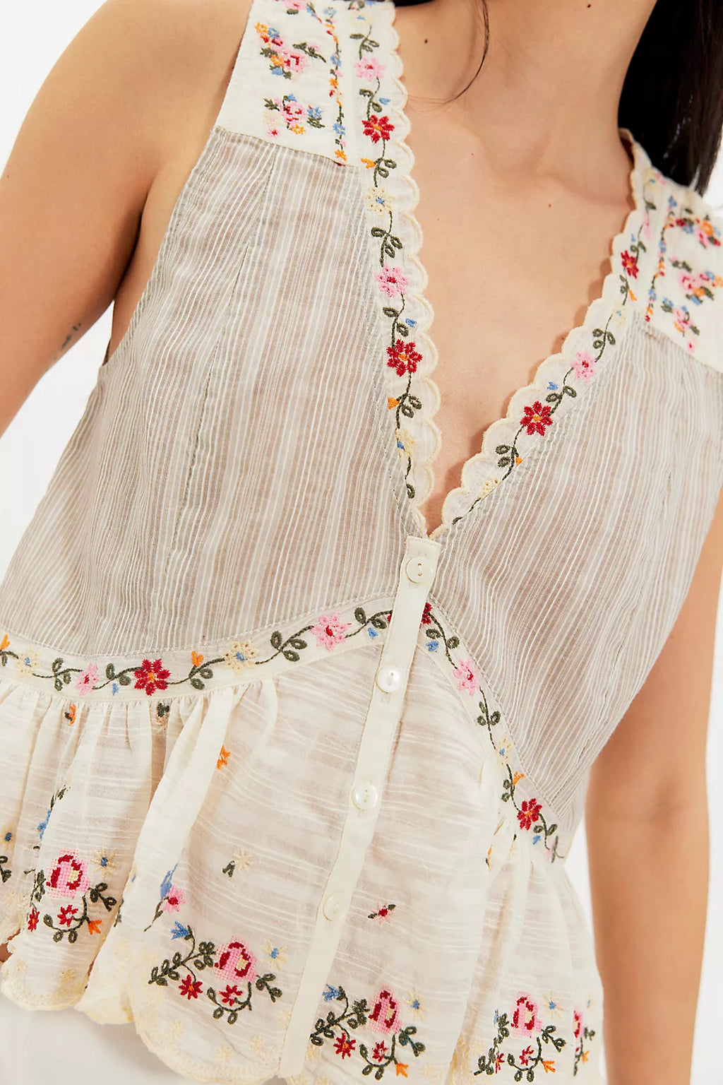 Ellis Floral Emroidered Blouse
