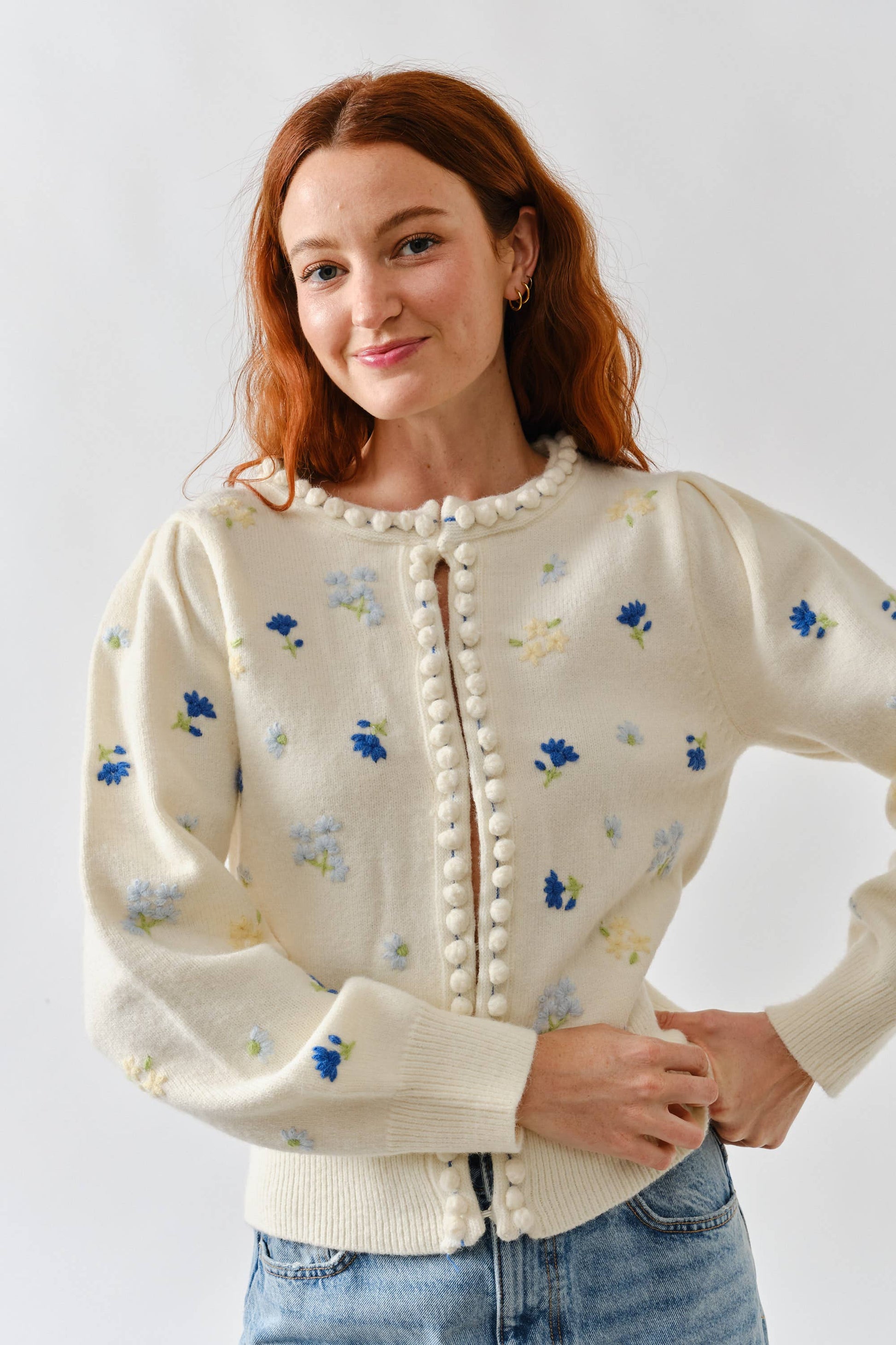 FLOWER EMBROIDERED CARDIGAN W/POMPOM EDGE
