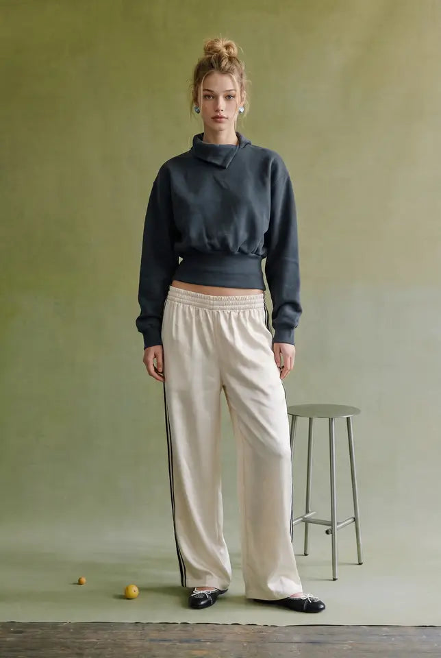 Asymmetric Collar Balloon Sleeve Sweatshirt