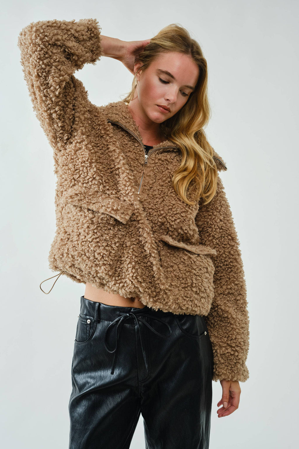 HOLIDAY OVERSIZED TEDDY HALF ZIP UP WITH POCKET