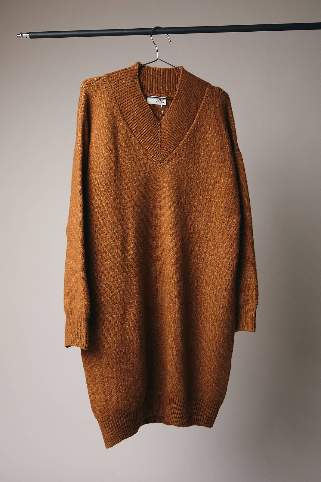 V-NECK LONG SLEEVE TUNIC SWEATER DRESS