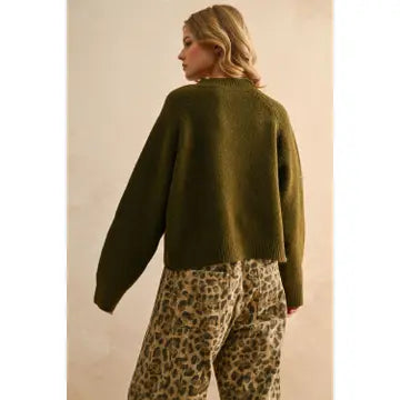 LETTER FRONT SWEATER TOP- OLIVE NY