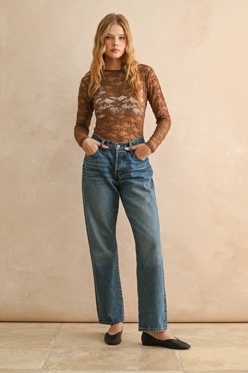 FLORAL TEXTURED FABRIC TOP