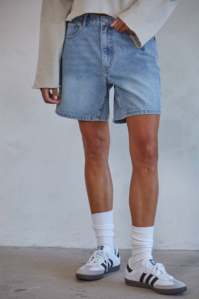 Woven Denim Cotton Straight Leg Bermuda Shorts