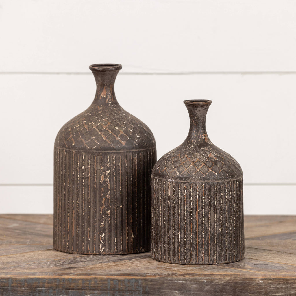 TEXTURED METAL BOTTLES LARGE
