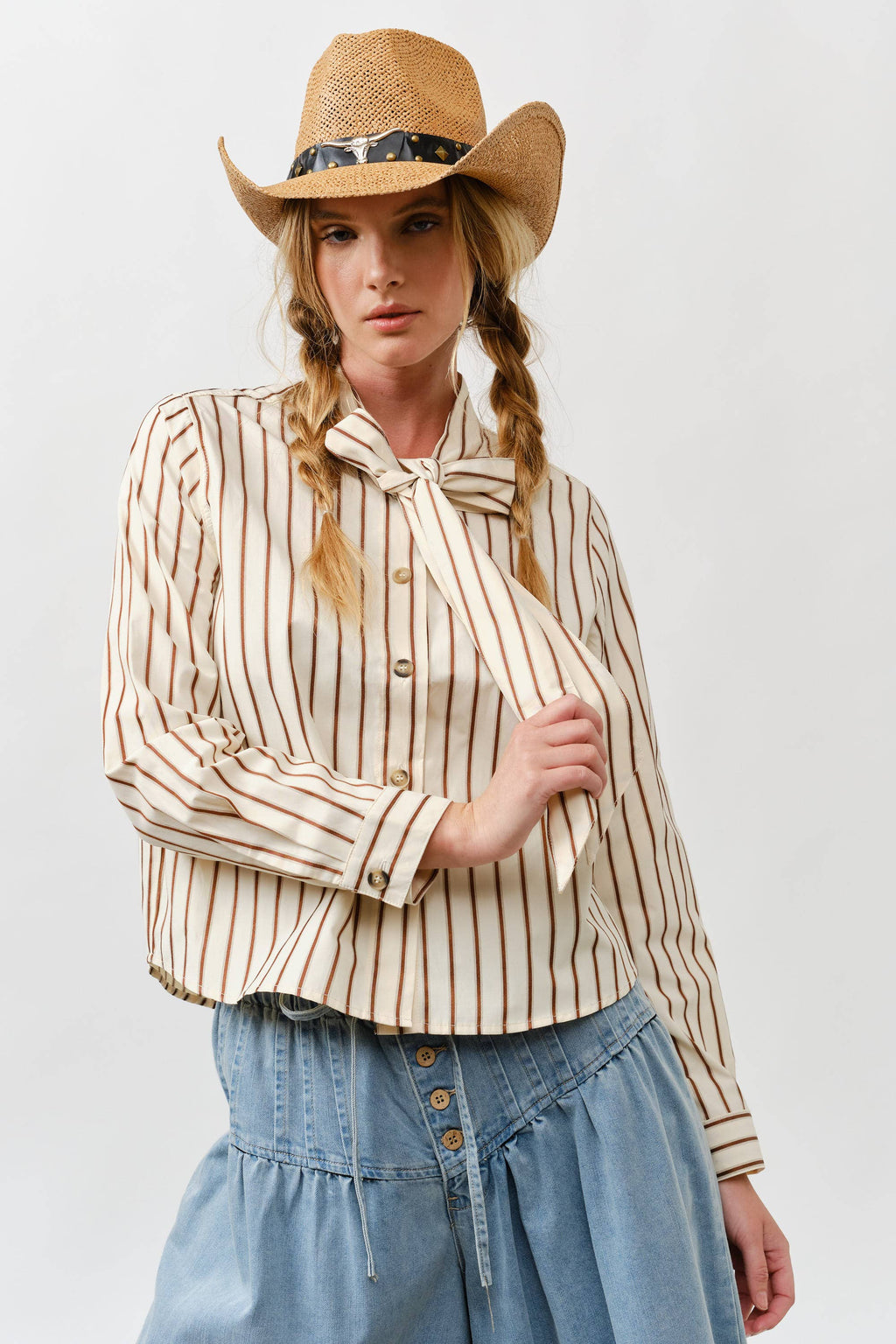 STRIPED BOW TIE SHIRT - BEIGE