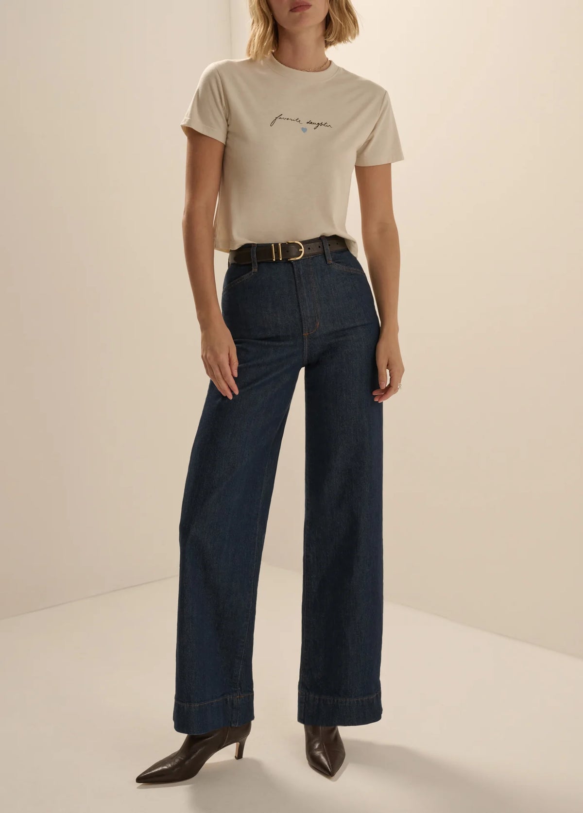 Favorite Daughter The Cropped Signature Tee