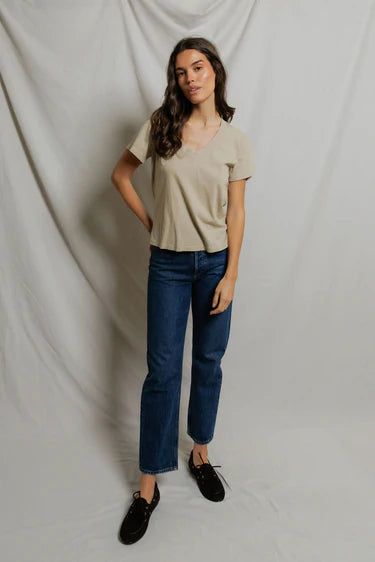 HENDRIX cotton boxy v neck tee