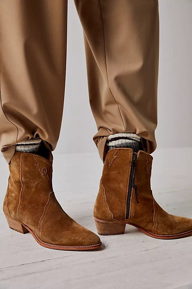 NEW FRONTIER WESTERN BOOT- CAMEL SUEDE- FREE PEOPLE