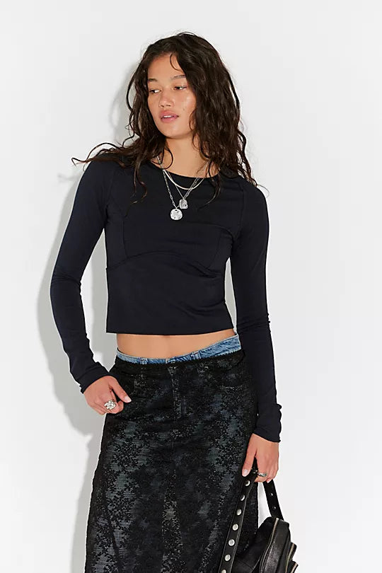 PROTAGONIST LONG SLEEVE in BLACK