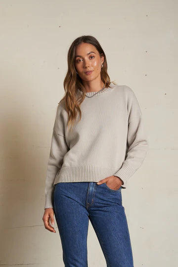 JANET SWEATER IN SILVER
