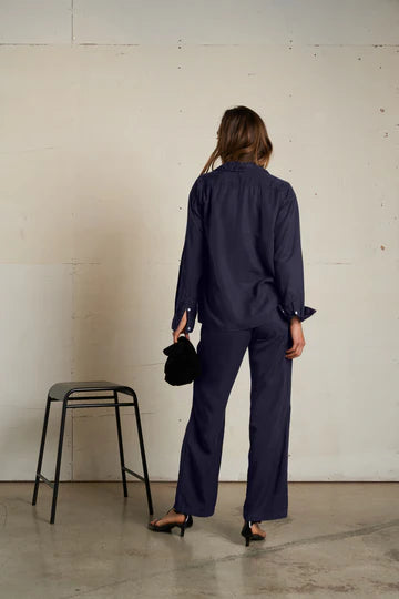 MELODY - Tencel long sleeve button up top In navy
