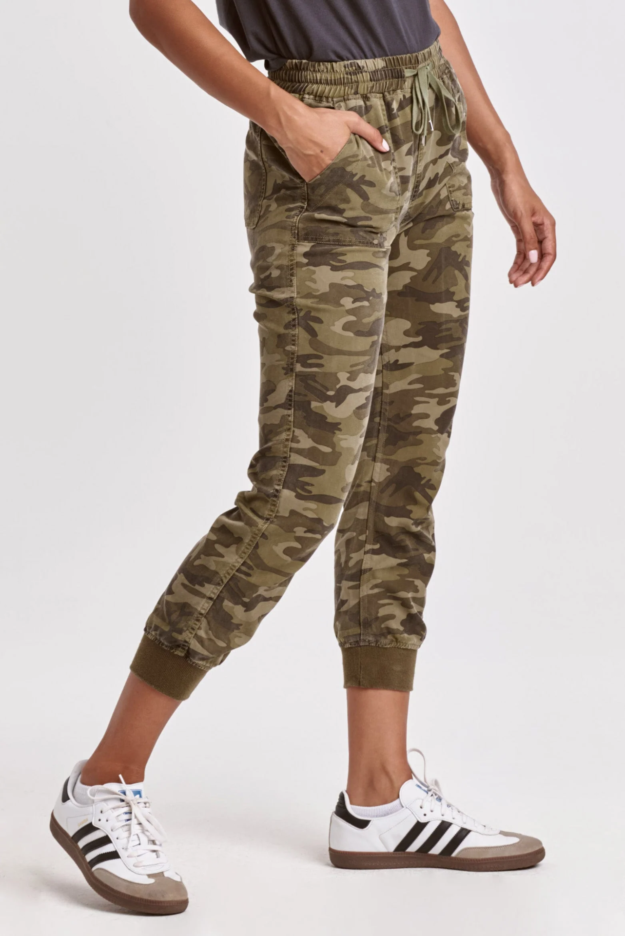 Jacey Cropped Jogger